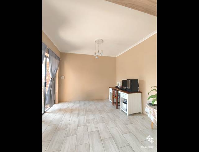 4 BEDROOM HOUSE FOR SALE IN ROODIA
